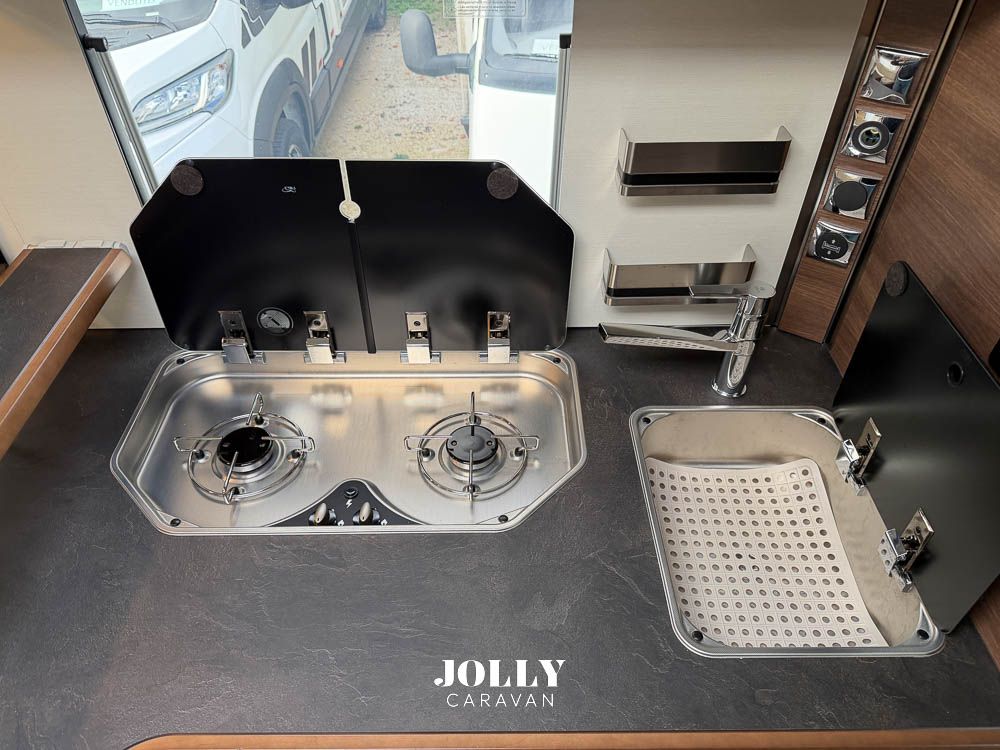 RAPIDO 854F GARAG - Motorhome Usato Padova Motorhome Usato Veneto - Jolly Caravan -27.jpg